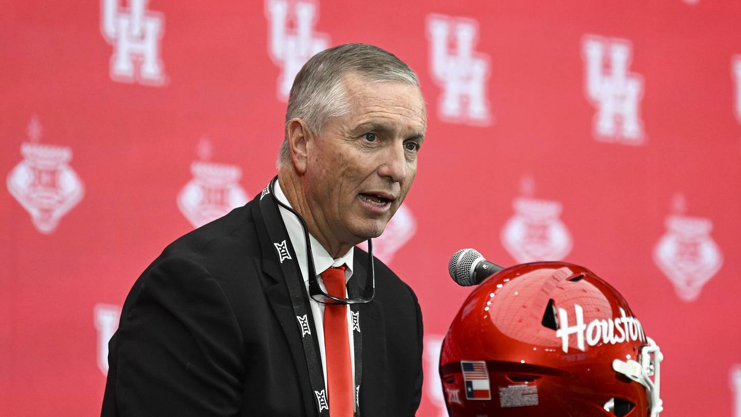 How Willie Fritz Changed Houston Football's Image