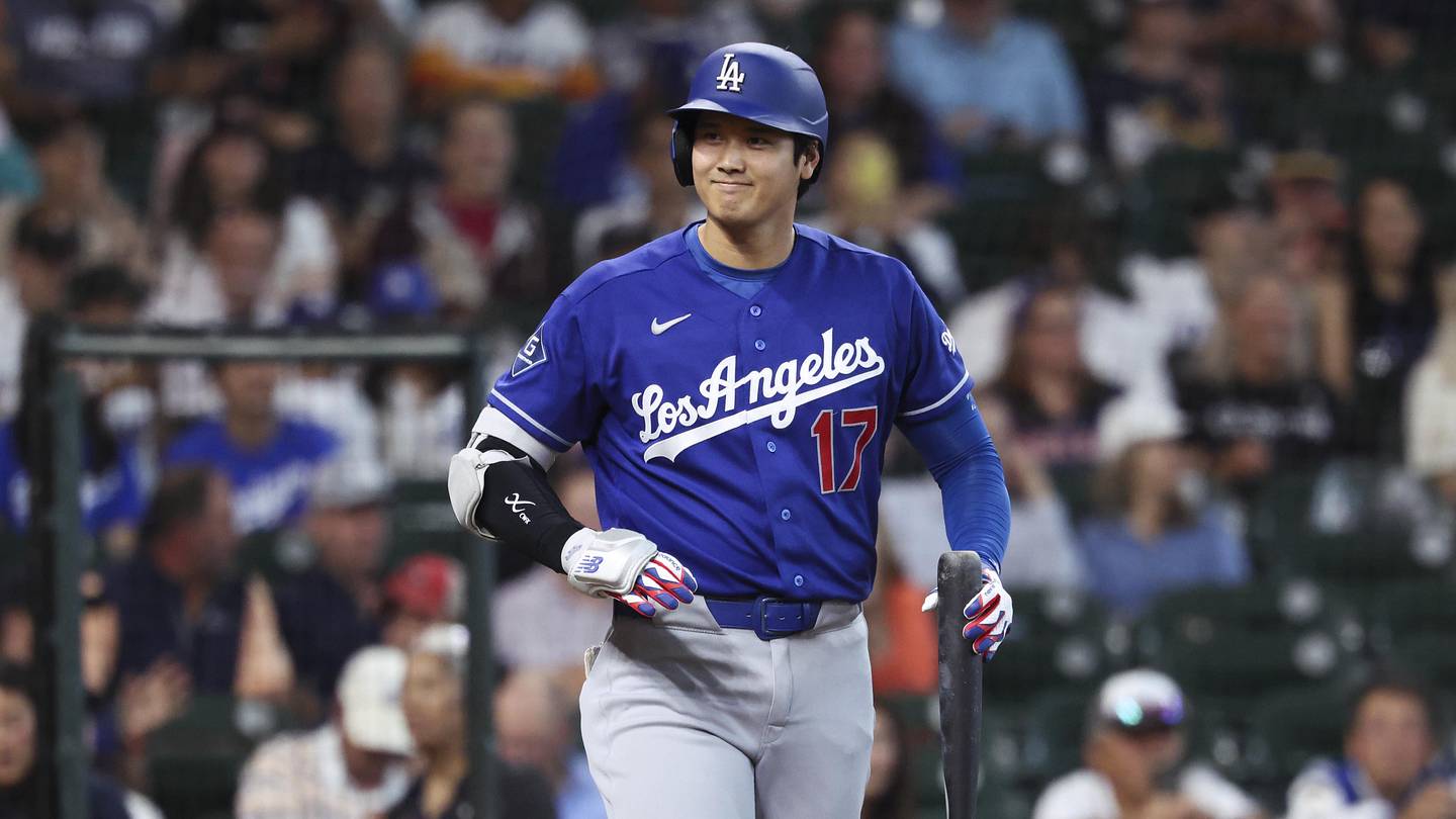 Dodgers' Dave Roberts Reverses Course on Shohei Ohtani Decision for Tuesday's Game