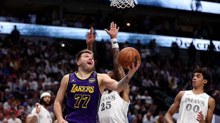 Los Angeles Lakers v Dallas Mavericks