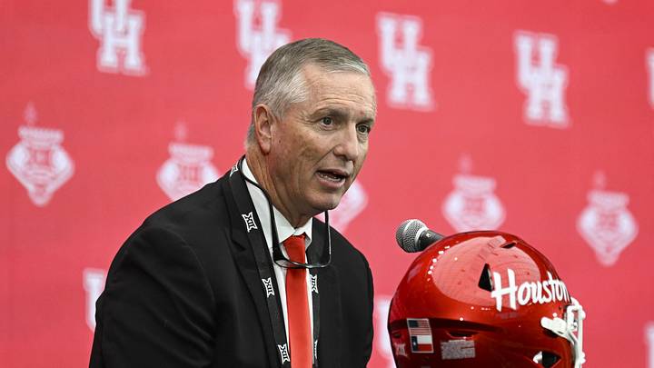 Jul 10, 2024; Las Vegas, NV, USA; Houston Cougars head coach Willie Fritz speaks to the media during the Big 12 Media Days at Allegiant Stadium. Mandatory Credit: Candice Ward-Imagn Images Jul 10, 2024; Las Vegas, NV, USA; Houston Cougars head coach Willie Fritz speaks to the media during the Big 12 Media Days at Allegiant Stadium. Mandatory Credit: Candice Ward-Imagn Images