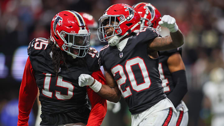 Atlanta Falcons linebacker Matthew Judon (15) and cornerback Dee Alford