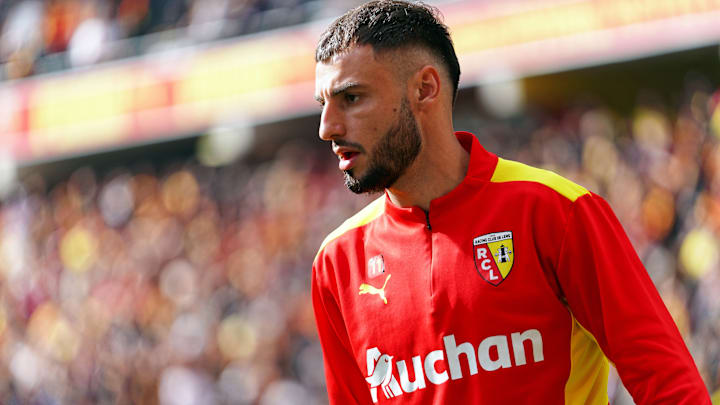 Un cador de Premier League s'intéresse à Jonathan Clauss