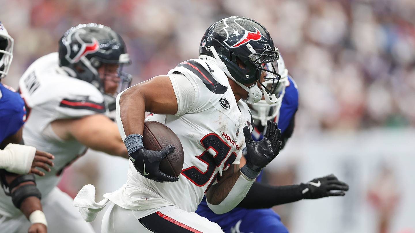 David Montgomery Thinks Texans' Run Game Hasn't Scratched the Surface