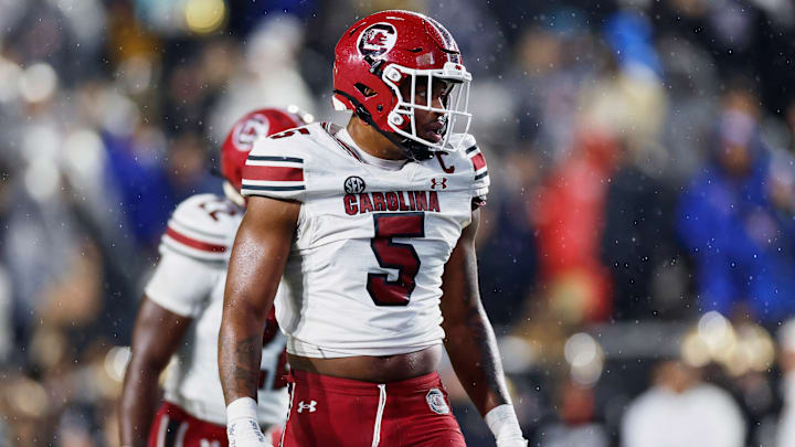 Los Angeles Chargers edge Kyle Kennard