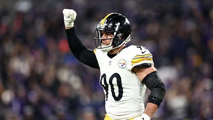 AFC Wild Card Playoffs: Pittsburgh Steelers v Baltimore Ravens