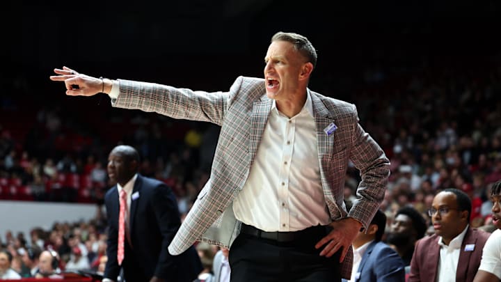 Jan 27, 2026; Tuscaloosa, Alabama, USA; Alabama Crimson Tide head coach Nate Oats reacts during the first half against the Missouri Tigers at Coleman Coliseum. Mandatory Credit: David Leong-Imagn Images