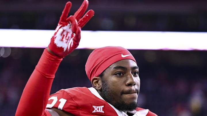Dec 27, 2025; Houston, TX, USA; Houston Cougars defensive back Zelmar Vedder (21) looks on during the game against the Louisiana State Tigers at NRG Stadium. Mandatory Credit: Maria Lysaker-Imagn Images Dec 27, 2025; Houston, TX, USA; Houston Cougars defensive back Zelmar Vedder (21) looks on during the game against the Louisiana State Tigers at NRG Stadium. Mandatory Credit: Maria Lysaker-Imagn Images