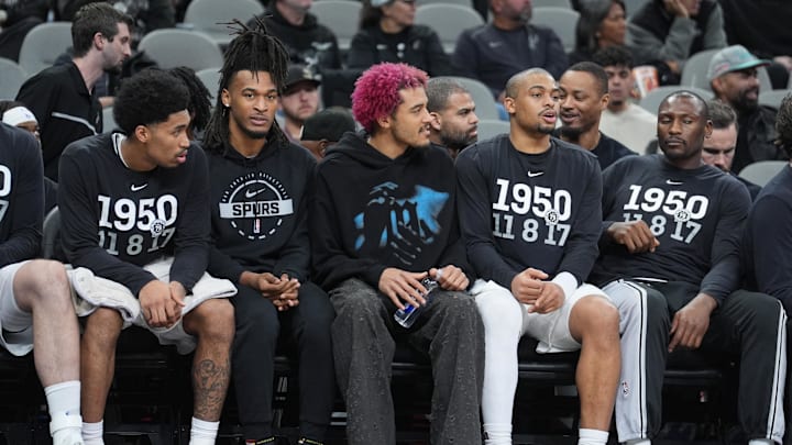 Feb 1, 2026; San Antonio, Texas, USA; San Antonio Spurs forward Jeremy Sochan (10) on the bench between guard Stephon Castle (5) and forward Keldon Johnson (3) in the second half against the Orlando Magic at Frost Bank Center. Mandatory Credit: Daniel Dunn-Imagn Images Feb 1, 2026; San Antonio, Texas, USA; San Antonio Spurs forward Jeremy Sochan (10) on the bench between guard Stephon Castle (5) and forward Keldon Johnson (3) in the second half against the Orlando Magic at Frost Bank Center. Mandatory Credit: Daniel Dunn-Imagn Images