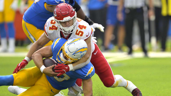 Sep 29, 2024; Inglewood, California, USA; Los Angeles Chargers quarterback Justin Herbert (10) is sacked by Kansas City Chiefs linebacker Leo Chenal (54) in the first half at SoFi Stadium. Mandatory Credit: Jayne Kamin-Oncea-Imagn Images Sep 29, 2024; Inglewood, California, USA; Los Angeles Chargers quarterback Justin Herbert (10) is sacked by Kansas City Chiefs linebacker Leo Chenal (54) in the first half at SoFi Stadium. Mandatory Credit: Jayne Kamin-Oncea-Imagn Images