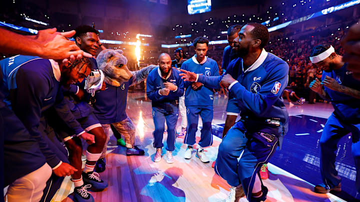 Los Angeles Lakers v Minnesota Timberwolves