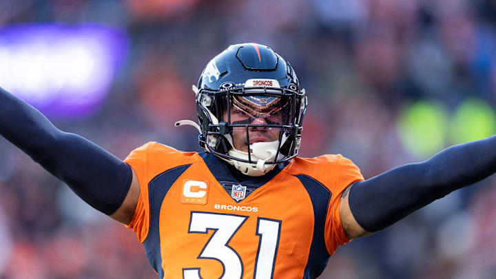 Cleveland Browns v Denver Broncos