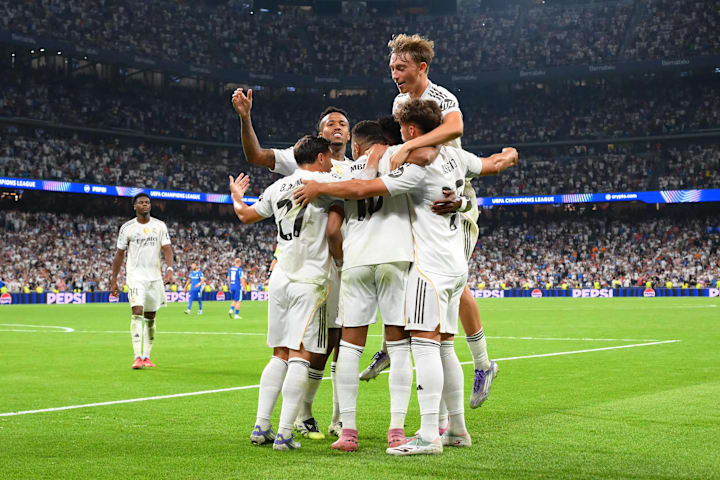 Real Madrid celebrate Real Madrid celebrate