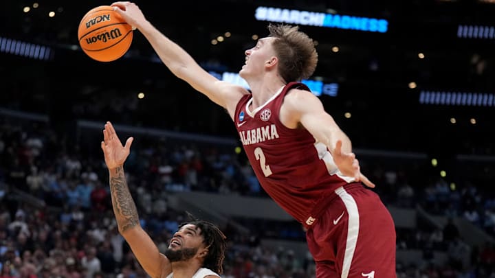 labama Crimson Tide forward Grant Nelson