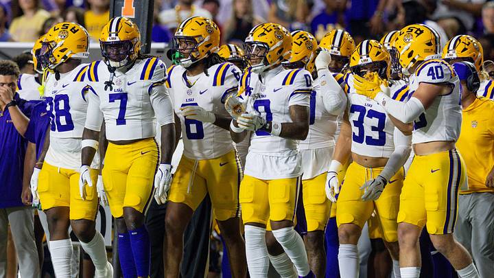 The LSU Tigers prepare to take the field. Credit: Stephen Lew-Imagn Images The LSU Tigers prepare to take the field. Credit: Stephen Lew-Imagn Images