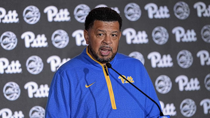 Oct 10, 2024; Charlotte, NC, USA; Pittsburgh head coach Jeff Capel answers questions from the media at The Hilton Charlotte Uptown. Mandatory Credit: Jim Dedmon-Imagn Images Oct 10, 2024; Charlotte, NC, USA; Pittsburgh head coach Jeff Capel answers questions from the media at The Hilton Charlotte Uptown. Mandatory Credit: Jim Dedmon-Imagn Images