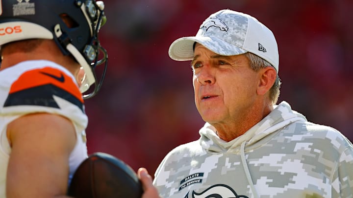 Denver Broncos v Kansas City Chiefs Denver Broncos v Kansas City Chiefs