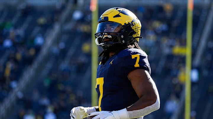 Michigan running back Donovan Edwards (7) warms up before the Oregon game at Michigan Stadium in Ann Arbor on Saturday, Nov. 2, 2024. Michigan running back Donovan Edwards (7) warms up before the Oregon game at Michigan Stadium in Ann Arbor on Saturday, Nov. 2, 2024.