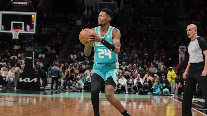 Feb 4, 2024; Charlotte, North Carolina, USA; Charlotte Hornets forward Brandon Miller (24) sets up for a shot against the Pacers.