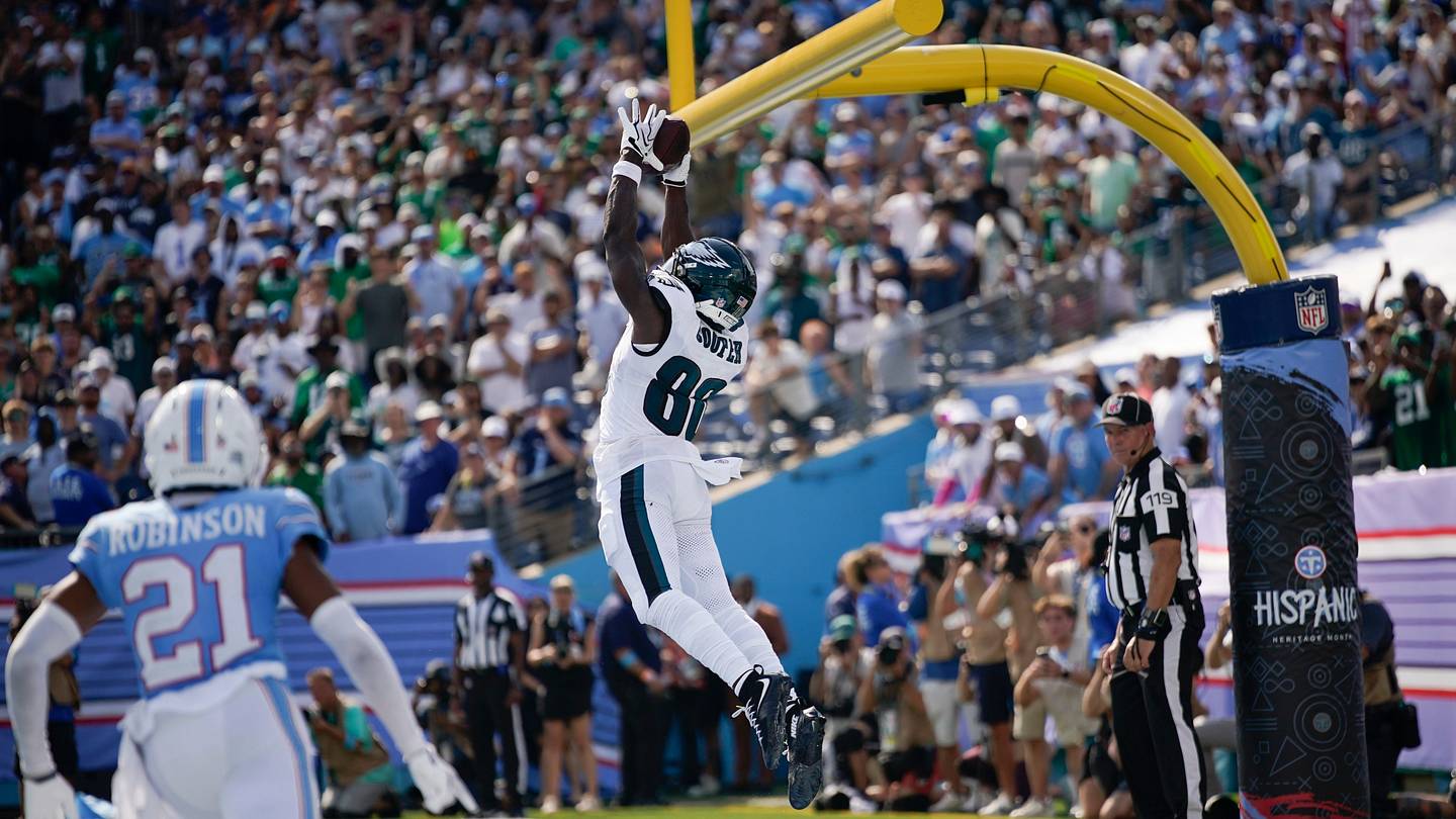 Eagles Proving They Don't Need A.J. Brown To Win Football Games As WRs Thriving