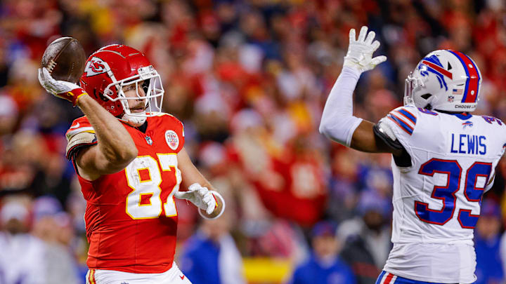 Buffalo Bills v Kansas City Chiefs