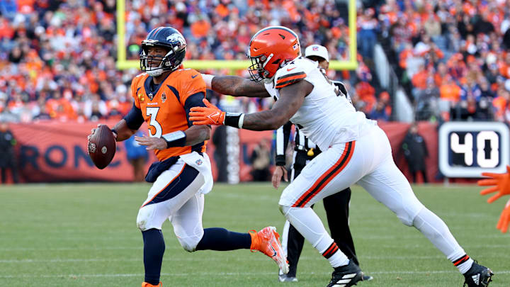 Cleveland Browns v Denver Broncos