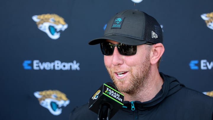 Jul 25, 2025; Jacksonville, FL, USA; Jacksonville Jaguars head coach Liam Coen talks to media after training camp at Miller Electric Center. Mandatory Credit: Nathan Ray Seebeck-Imagn Images Jul 25, 2025; Jacksonville, FL, USA; Jacksonville Jaguars head coach Liam Coen talks to media after training camp at Miller Electric Center. Mandatory Credit: Nathan Ray Seebeck-Imagn Images