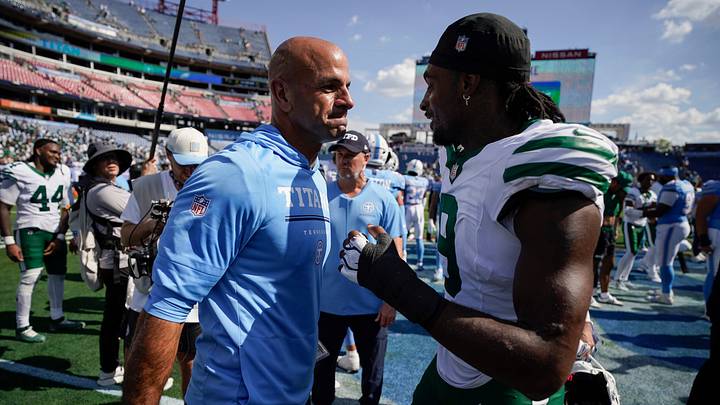 Tennessee Titans coach Robert Saleh speaks with New York Jets defensive end Will McDonald IV (9) after the game at Nissan Stadium in Nashville, Tenn., Sunday, Sept. 13, 2026. Tennessee Titans coach Robert Saleh speaks with New York Jets defensive end Will McDonald IV (9) after the game at Nissan Stadium in Nashville, Tenn., Sunday, Sept. 13, 2026.