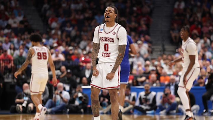 Mar 20, 2026; Tampa, FL, USA; Alabama Crimson Tide guard Labaron Philon (0) reacts after a play in the first half against the Hofstra Pride during a first round game of the men's 2026 NCAA Tournament at Benchmark International Arena. Mar 20, 2026; Tampa, FL, USA; Alabama Crimson Tide guard Labaron Philon (0) reacts after a play in the first half against the Hofstra Pride during a first round game of the men's 2026 NCAA Tournament at Benchmark International Arena.