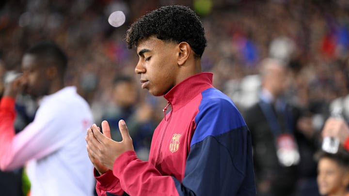 Lamine Yamal hace honor a su familia practicando la religión que eligió