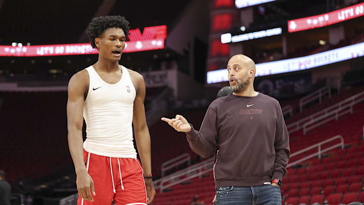 Jan 6, 2024; Houston, Texas, USA; Houston Rockets general manager Rafael Stone (right) talks with Rockets forward Amen Thompson (1) before the game against the Milwaukee Bucks at Toyota Center. Mandatory Credit: Troy Taormina-Imagn Images Jan 6, 2024; Houston, Texas, USA; Houston Rockets general manager Rafael Stone (right) talks with Rockets forward Amen Thompson (1) before the game against the Milwaukee Bucks at Toyota Center. Mandatory Credit: Troy Taormina-Imagn Images