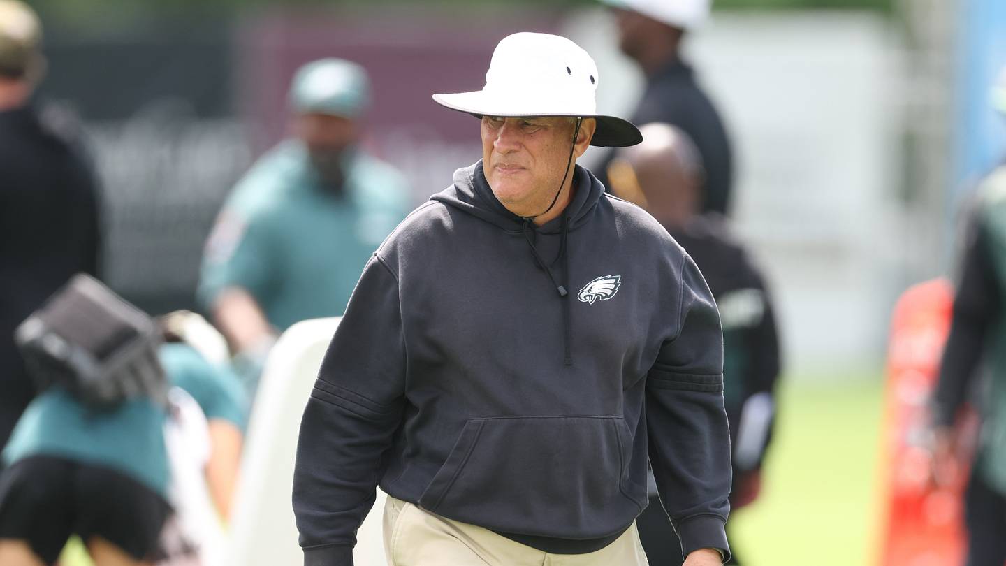 Why Vic Fangio Is Right To Call Inside Linebacker Eagles’ Deepest Defensive Position