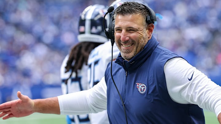 Tennessee Titans v Indianapolis Colts