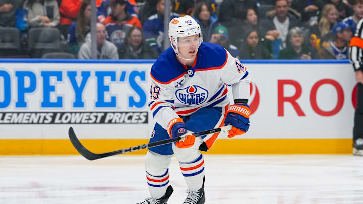 Edmonton Oilers v Vancouver Canucks