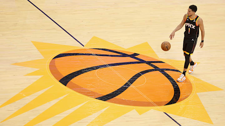 Los Angeles Clippers v Phoenix Suns - Game Five
