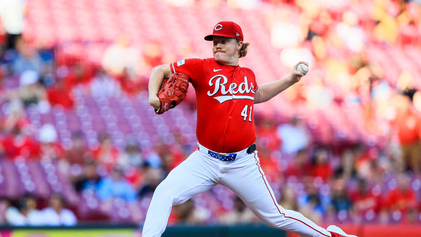 Cincinnati Reds Offense No Shows Again, Fall to Cardinals 3-0