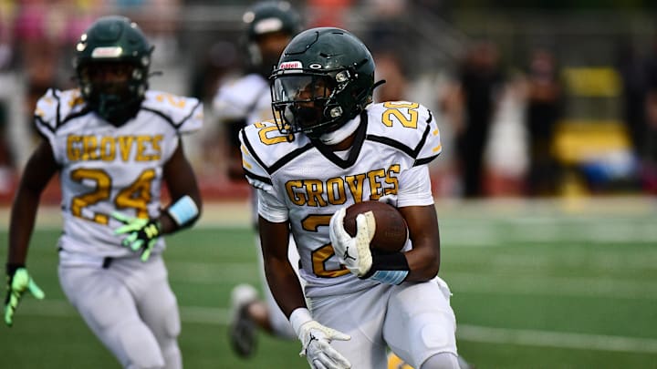 Birmingham Groves' Noah Sanders, son of Detroit Lions legend Barry Sanders, has led the Falcons to the No. 11 rankings in Michigan high school football. Birmingham Groves' Noah Sanders, son of Detroit Lions legend Barry Sanders, has led the Falcons to the No. 11 rankings in Michigan high school football.