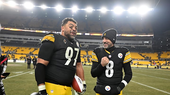 Heyward (left), the longest-tenured defensive player in Steelers history, would like to see Rodgers (right) return in 2026. 