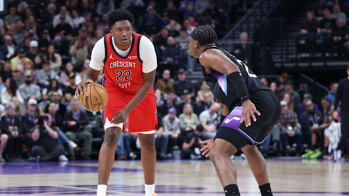 Feb 26, 2026; Salt Lake City, Utah, USA; New Orleans Pelicans center Derik Queen (22) looks for a play against Utah Jazz forward Blake Hinson (2) during the first half at Delta Center. Mandatory Credit: Rob Gray-Imagn Images Feb 26, 2026; Salt Lake City, Utah, USA; New Orleans Pelicans center Derik Queen (22) looks for a play against Utah Jazz forward Blake Hinson (2) during the first half at Delta Center. Mandatory Credit: Rob Gray-Imagn Images