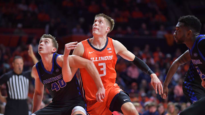 Nov 4, 2024; Champaign, Illinois, USA; Illinois Fighting Illini forward Ben Humrichous (3) and Eastern Illinois Panthers forward Cooper Jacobi (40) during game at State Farm Center. Mandatory Credit: Ron Johnson-Imagn Images Nov 4, 2024; Champaign, Illinois, USA; Illinois Fighting Illini forward Ben Humrichous (3) and Eastern Illinois Panthers forward Cooper Jacobi (40) during game at State Farm Center. Mandatory Credit: Ron Johnson-Imagn Images