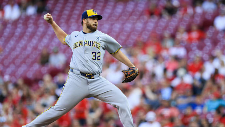 Milwaukee Brewers starting pitcher Aaron Civale (32) pitches against the Cincinnati Reds in the first inning at Great American Ball Park on June 2. Milwaukee Brewers starting pitcher Aaron Civale (32) pitches against the Cincinnati Reds in the first inning at Great American Ball Park on June 2.