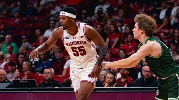 Wisconsin wing Eian Elmer looks for space during the Badgers' exhibition game against UW-Parkside on October 10, 2026. Wisconsin wing Eian Elmer looks for space during the Badgers' exhibition game against UW-Parkside on October 10, 2026.