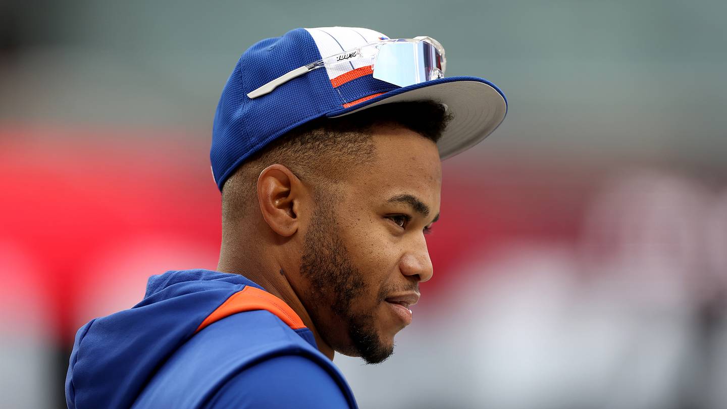 Braves Recall Dodd, Promote Azócar Amid Outfield Crisis
