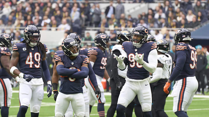 Oct 13, 2024; London, United Kingdom; Chicago Bears cornerback Kyler Gordon (6) reacts with teammates during the first half of an NFL International Series game at Tottenham Hotspur Stadium. Mandatory Credit: Peter van den Berg-Imagn Images