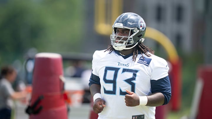 Tennessee Titans nose tackle T'Vondre Sweat works out during OTAs. Tennessee Titans nose tackle T'Vondre Sweat works out during OTAs.