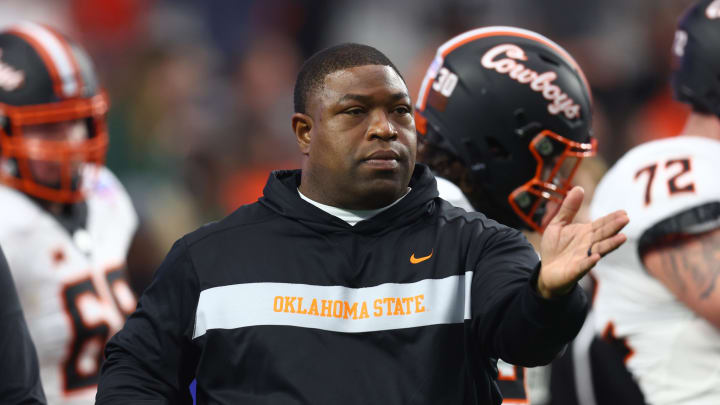 Jan 1, 2022; Glendale, Arizona, USA; Oklahoma State Cowboys cornerbacks coach Tim Duffie Jan 1, 2022; Glendale, Arizona, USA; Oklahoma State Cowboys cornerbacks coach Tim Duffie
