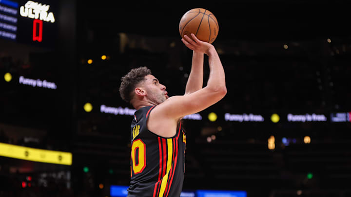 Mar 6, 2025; Atlanta, Georgia, USA; Atlanta Hawks forward Georges Niang (20) shoots against the Indiana Pacers in the second quarter at State Farm Arena. Mandatory Credit: Brett Davis-Imagn Images

