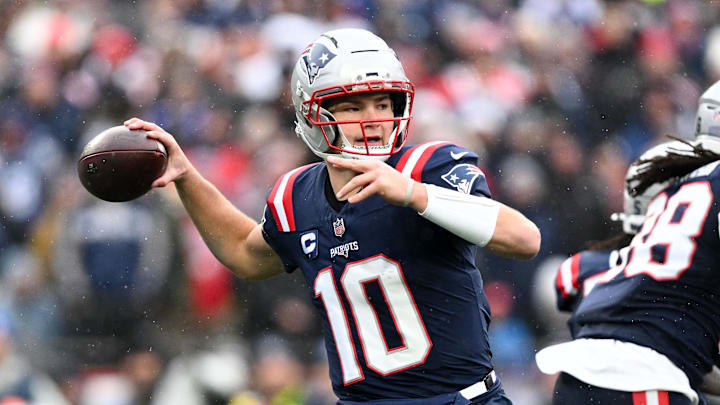 The New England Patriots and quarterback Drake Maye are major favorites in Week 17.