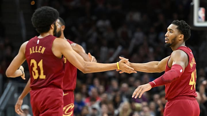 Donovan Mitchell, Jarrett Allen, Cleveland Cavaliers