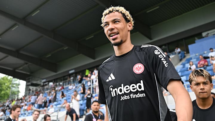 Hugo Ekitiké looks set to become the latest statement arrival on Merseyside.