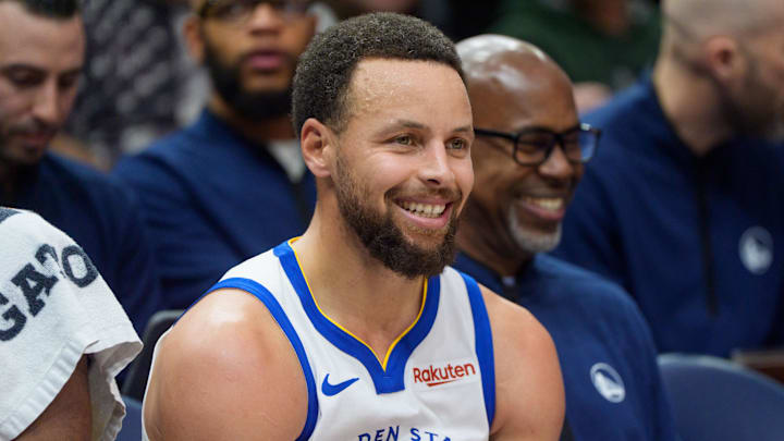 Jan 25, 2026; Minneapolis, Minnesota, USA; Golden State Warriors guard Stephen Curry (30) smiles after exiting the game against the Minnesota Timberwolves in the fourth quarter at Target Center. Mandatory Credit: Matt Blewett-Imagn Images Jan 25, 2026; Minneapolis, Minnesota, USA; Golden State Warriors guard Stephen Curry (30) smiles after exiting the game against the Minnesota Timberwolves in the fourth quarter at Target Center. Mandatory Credit: Matt Blewett-Imagn Images